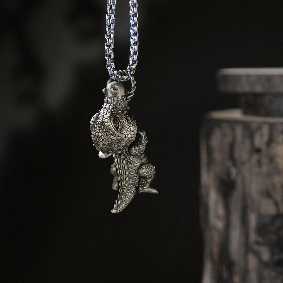 S925 Silver Artistic Crocodile Retro Pendant with Moveable Limbs and Biteable Mouth